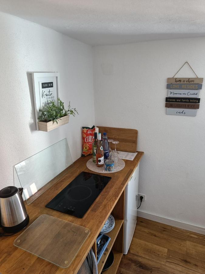 Apartments & Moeblierte Zimmer In Kahl Am Main, Kontaktloser Self Check-In, W-Lan, Schreibtisch, Duschbad, Kuechenzeile, Pkw-Plaetze Bagian luar foto