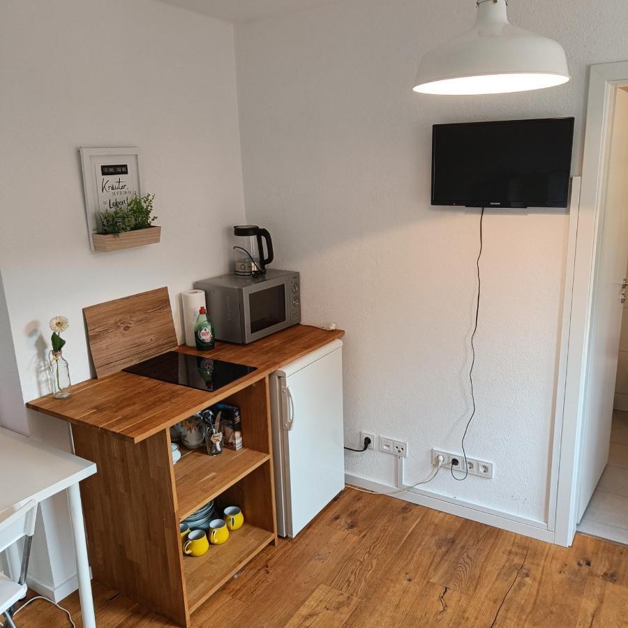 Apartments & Moeblierte Zimmer In Kahl Am Main, Kontaktloser Self Check-In, W-Lan, Schreibtisch, Duschbad, Kuechenzeile, Pkw-Plaetze Bagian luar foto
