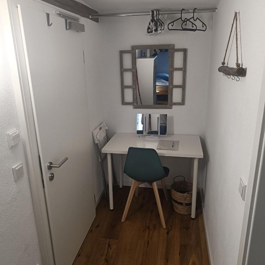 Apartments & Moeblierte Zimmer In Kahl Am Main, Kontaktloser Self Check-In, W-Lan, Schreibtisch, Duschbad, Kuechenzeile, Pkw-Plaetze Bagian luar foto