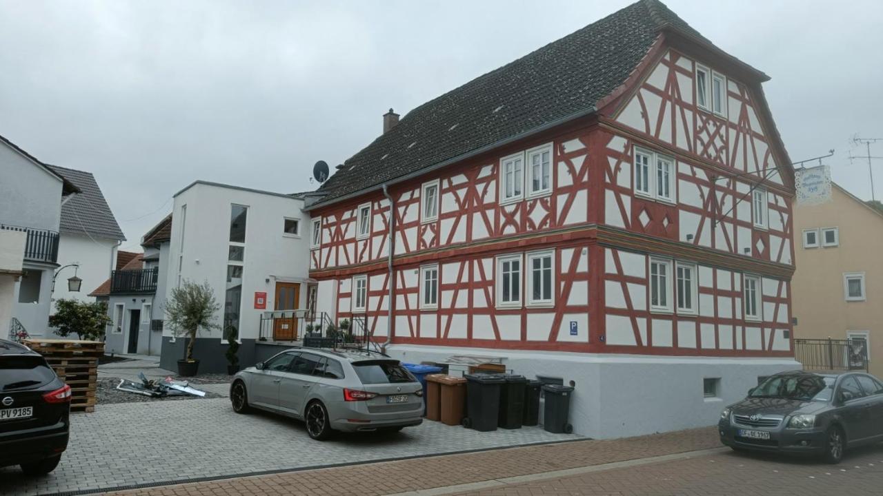 Apartments & Moeblierte Zimmer In Kahl Am Main, Kontaktloser Self Check-In, W-Lan, Schreibtisch, Duschbad, Kuechenzeile, Pkw-Plaetze Bagian luar foto